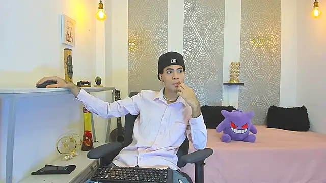 JacobBlackwell  online show from November 2025 07:18:02 PM