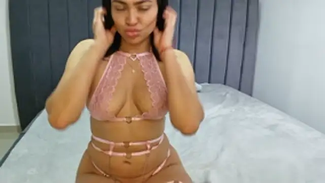 Ina Jody online show from December 2025 08:08:02 PM