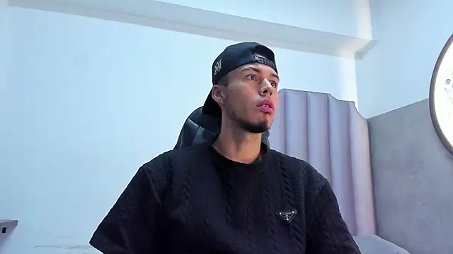 Rurik Jones online show from November 2025 12:20:01 PM