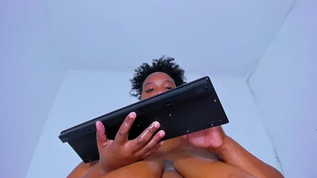 Bigasshott  online show from November 2025 12:03:02 AM