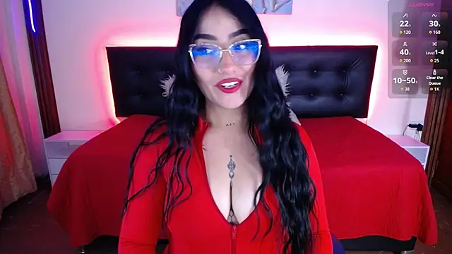 SeleneMore online show from April 2026 12:28:01 AM