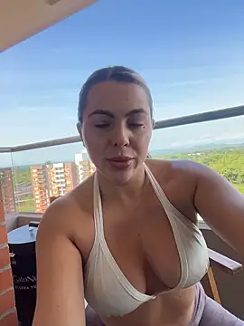 Snapshot of camila_vanucci- chatting on March 2026 01:40:01 PM camila vanucci- online show from March 2026 01:40:01 PM