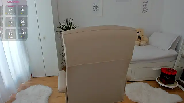 bubbledoll77 online show from January 2026 07:48:01 AM