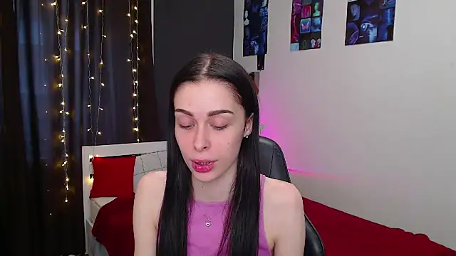 ariel is on vacation online show from October 2025 03:01:02 PM