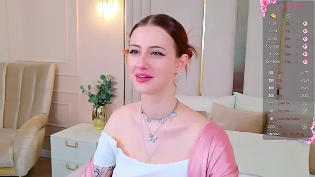 JessiJull online show from October 2025 05:05:01 PM