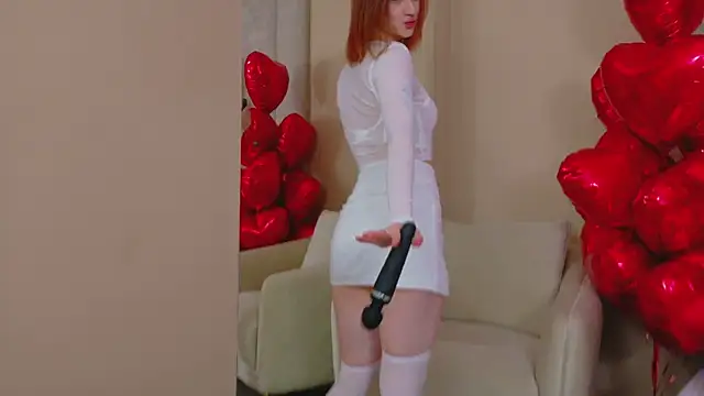 JessiJull online show from February 2026 05:13:01 PM