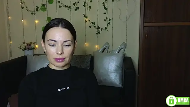 Rita lovvylyou online show from October 2025 11:31:02 AM