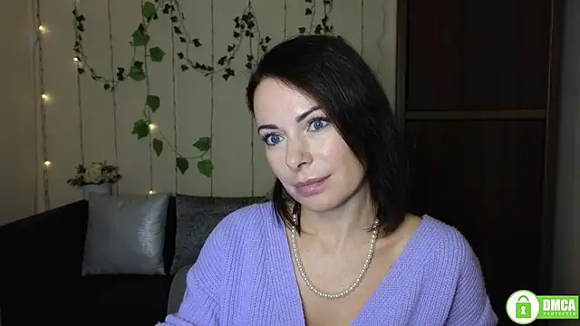 Rita lovvylyou online show from October 2025 11:33:02 AM