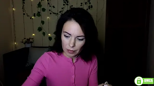 Rita lovvylyou online show from October 2025 05:31:01 AM