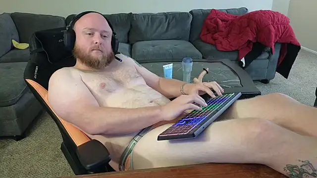 Snapshot of theballboy1 chatting on October 2025 04:11:01 AM theballboy1 online show from October 2025 04:11:01 AM