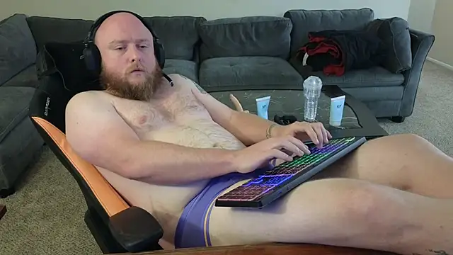 Snapshot of theballboy1 chatting on November 2025 06:17:02 AM theballboy1 online show from November 2025 06:17:02 AM