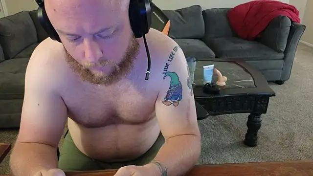 Snapshot of theballboy1 chatting on October 2025 11:28:01 PM theballboy1 online show from October 2025 11:28:01 PM