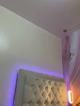 Luna star3 online show from November 2025 11:47:02 AM