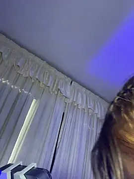 Luna star3 online show from January 2026 06:58:02 PM