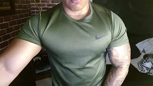 Snapshot of jordan_bigcock_ chatting on May 2026 03:52:02 PM jordan bigcock online show from May 2026 03:52:02 PM