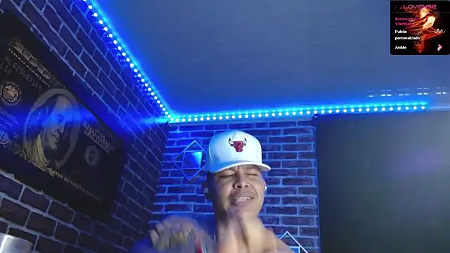 jordan bigcock  online show from February 2026 08:06:02 PM