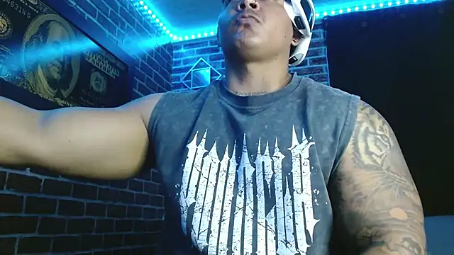 jordan bigcock  online show from February 2026 06:22:01 AM