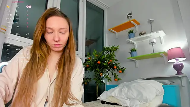 Snapshot of JohnetteConstine chatting on December 2025 05:38:01 PM JohnetteConstine online show from December 2025 05:38:01 PM