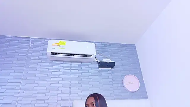 Snapshot of Hungry_pussy18 chatting on November 2025 01:59:02 PM Hungry pussy18 online show from November 2025 01:59:02 PM