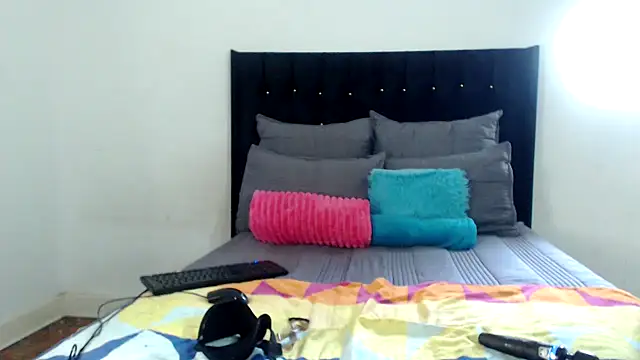 MissLola026 online show from March 2026 01:47:01 PM