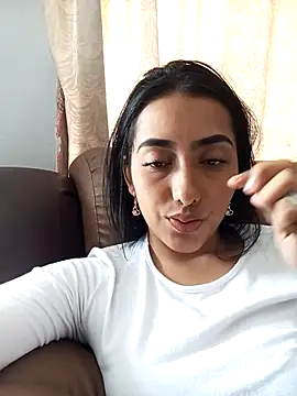 Queen sofya online show from October 2025 05:02:02 PM