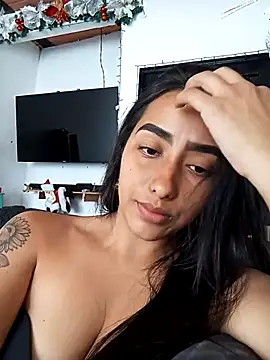 Queen sofya online show from December 2025 05:50:02 PM