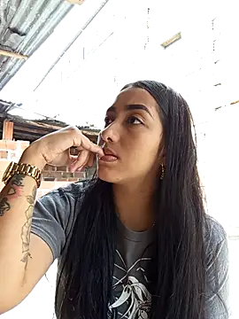 Queen sofya online show from December 2025 05:12:01 PM