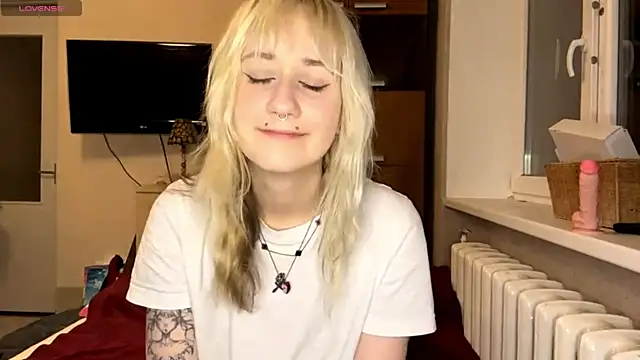 Ulemonala Cute online show from December 2025 06:42:01 PM