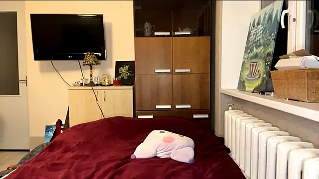 Ulemonala Cute online show from November 2025 06:44:01 PM