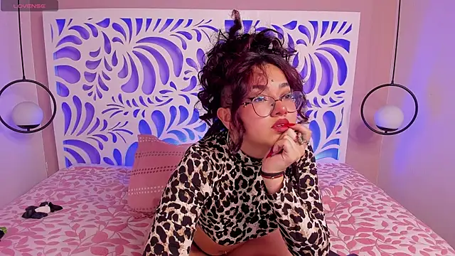 sunny maya  online show from November 2025 04:13:01 AM