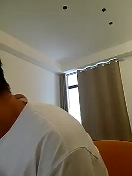 joneslau88 online show from October 2025 08:16:01 AM