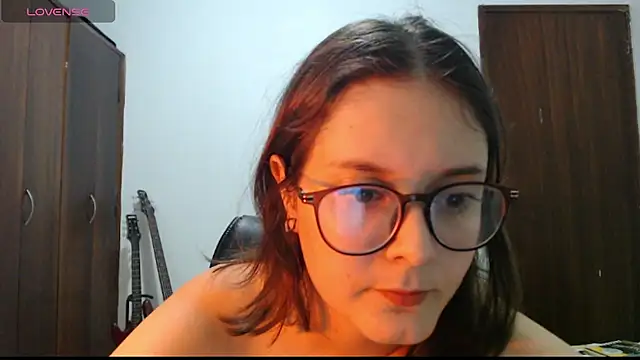 CarlaLorez online show from December 2025 10:26:02 PM