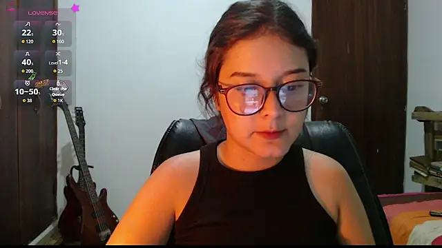 CarlaLorez online show from April 2026 02:02:02 AM