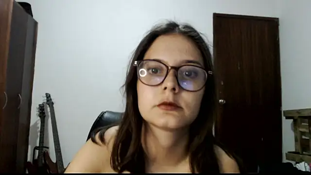 CarlaLorez online show from March 2026 04:02:01 AM