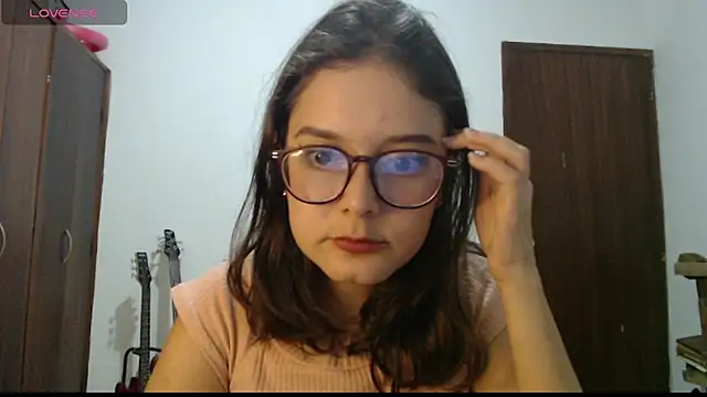 CarlaLorez online show from April 2026 02:08:01 AM