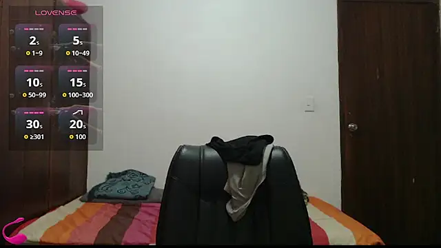 Snapshot of CarlaLorez chatting on July 2026 03:06:02 AM CarlaLorez online show from July 2026 03:06:02 AM