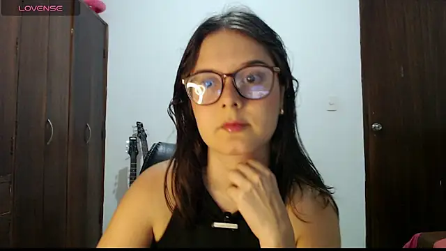 CarlaLorez online show from May 2026 11:52:02 PM