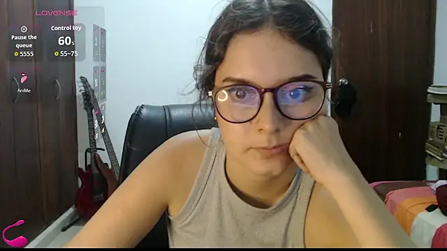 CarlaLorez online show from May 2026 02:17:01 AM