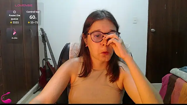 CarlaLorez online show from May 2026 09:23:01 PM