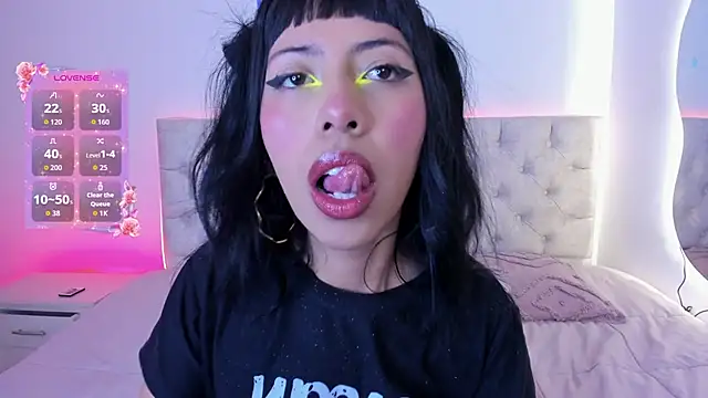 Nina fox 0691 online show from November 2025 12:31:02 PM