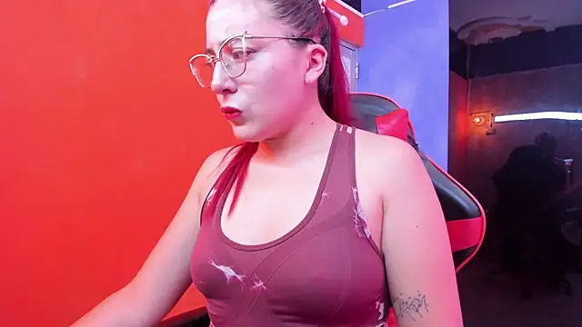 Snapshot of allison_mc chatting on March 2026 01:49:02 AM allison mc online show from March 2026 01:49:02 AM