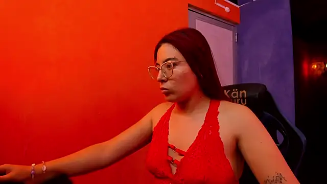 Snapshot of allison_mc chatting on February 2026 04:13:01 AM allison mc online show from February 2026 04:13:01 AM