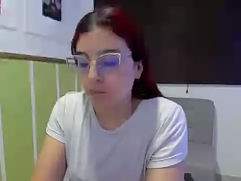 Snapshot of allison_mc chatting on February 2026 07:13:01 PM allison mc online show from February 2026 07:13:01 PM