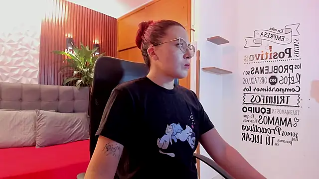 Snapshot of allison_mc chatting on February 2026 11:38:02 PM allison mc online show from February 2026 11:38:02 PM