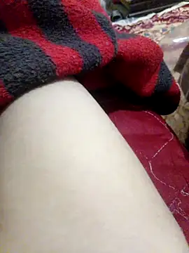 latarak321 online show from November 2025 06:57:02 AM