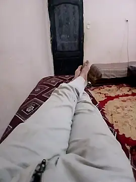 latarak321 online show from April 2026 07:03:01 PM