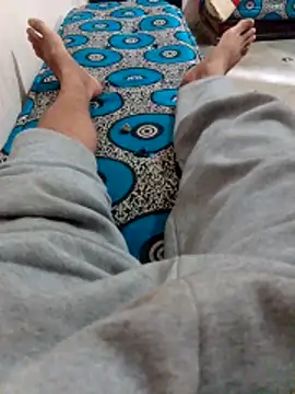 latarak321 online show from November 2025 01:14:02 PM