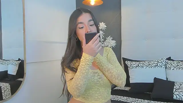 AryBlair online show from November 2025 12:36:01 AM