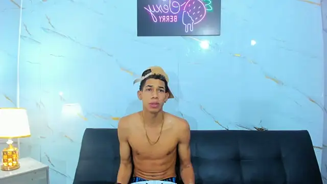 Little nicoll online show from March 2026 01:42:01 AM