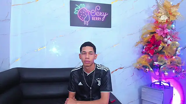 Little nicoll online show from December 2025 10:37:01 PM